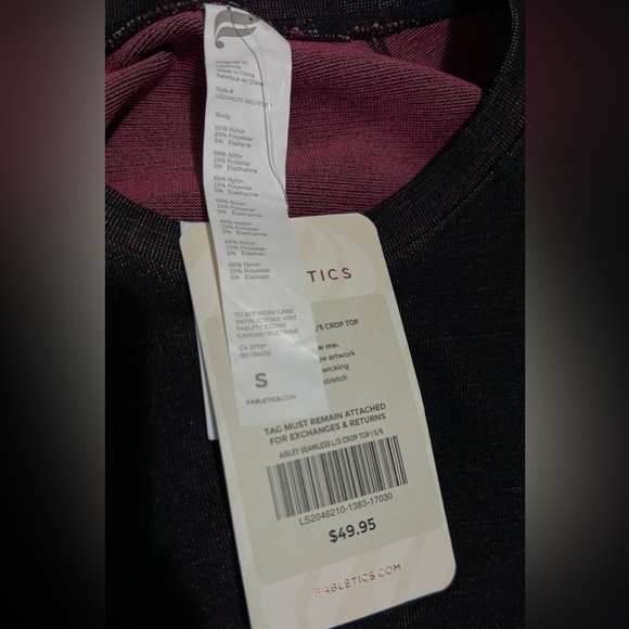 320 Fabletic | NWT Black Aisley Seamless Long Sleeve Crop Top (Size S) - Picture 9 of 13